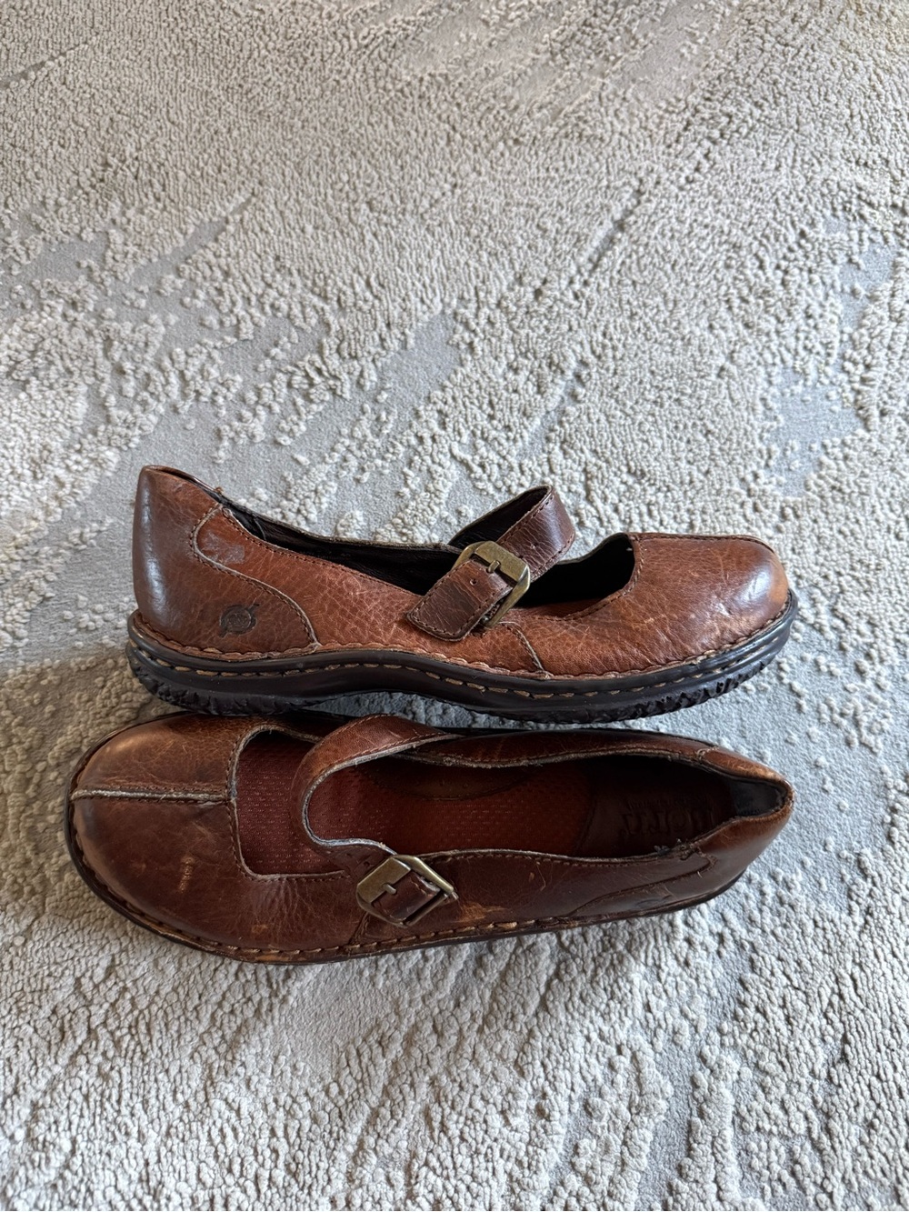 Born Brown Leather Mary Jane Shoes Casual Slip-On buckle strap distressed 8.5